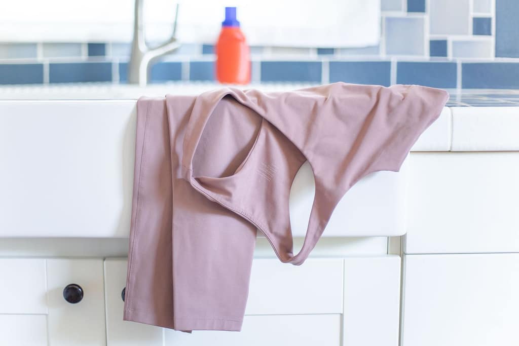 how to wash performance fabrics Detergent Use